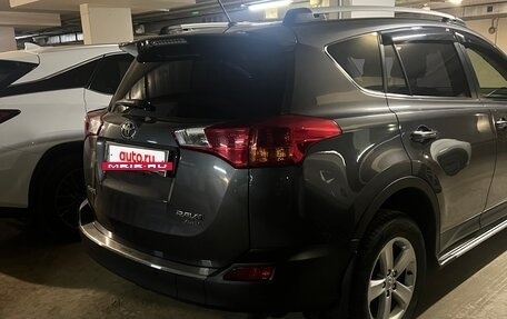 Toyota RAV4, 2013 год, 2 350 000 рублей, 2 фотография