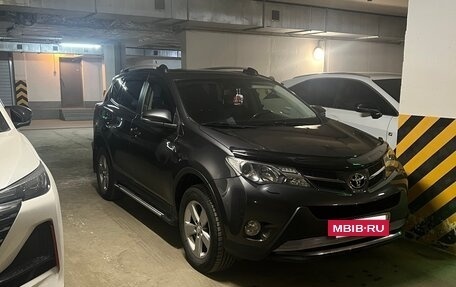 Toyota RAV4, 2013 год, 2 350 000 рублей, 3 фотография