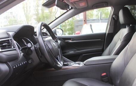 Toyota Camry, 2019 год, 3 699 999 рублей, 14 фотография