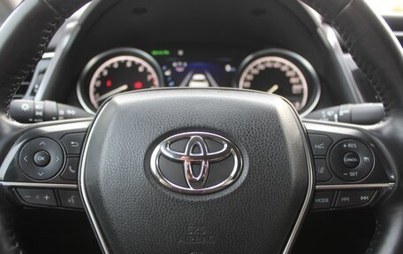 Toyota Camry, 2019 год, 3 699 999 рублей, 15 фотография