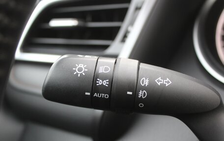 Toyota Camry, 2019 год, 3 699 999 рублей, 18 фотография