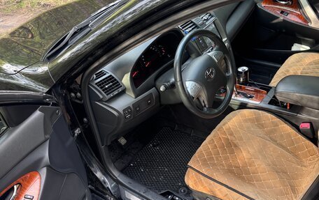 Toyota Camry, 2008 год, 900 000 рублей, 4 фотография
