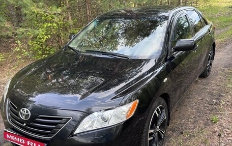 Toyota Camry, 2008 год, 900 000 рублей, 10 фотография