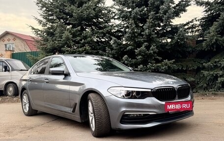 BMW 5 серия, 2018 год, 3 000 000 рублей, 3 фотография