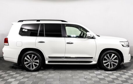 Toyota Land Cruiser 200, 2016 год, 6 898 000 рублей, 4 фотография