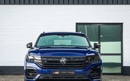 Volkswagen Touareg III, 2022 год, 8 200 000 рублей, 2 фотография