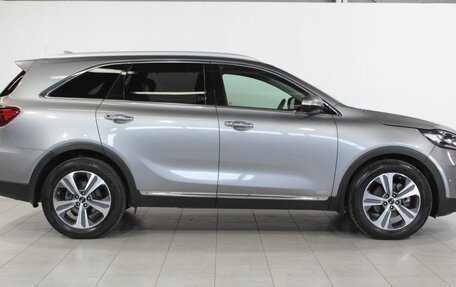 KIA Sorento III Prime рестайлинг, 2019 год, 2 592 000 рублей, 4 фотография