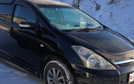 Toyota Wish II, 2005 год, 700 000 рублей, 12 фотография