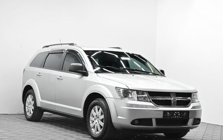 Dodge Journey I, 2010 год, 945 000 рублей, 2 фотография