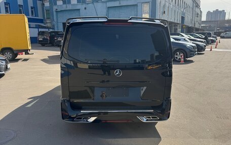 Mercedes-Benz V-Класс, 2024 год, 11 900 000 рублей, 3 фотография