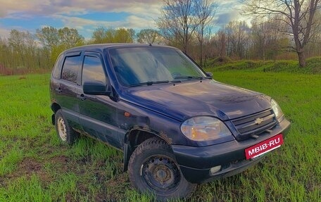 Chevrolet Niva I рестайлинг, 2005 год, 258 960 рублей, 5 фотография