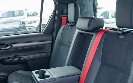 Toyota Hilux VIII, 2025 год, 8 364 500 рублей, 11 фотография