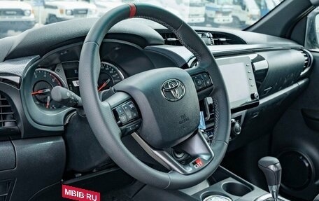 Toyota Hilux VIII, 2025 год, 8 364 500 рублей, 13 фотография