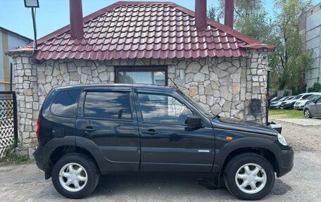Chevrolet Niva I рестайлинг, 2009 год, 375 000 рублей, 4 фотография