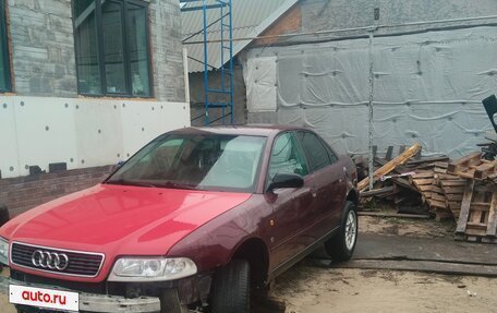 Audi A4, 1996 год, 140 000 рублей, 2 фотография