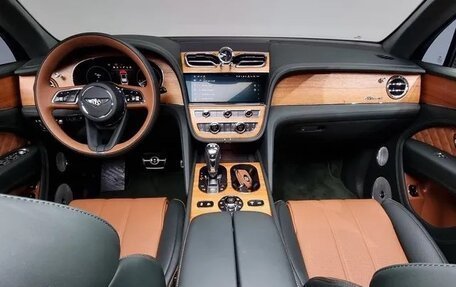 Bentley Bentayga I, 2022 год, 21 650 000 рублей, 7 фотография