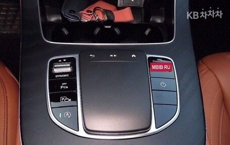 Mercedes-Benz E-Класс, 2022 год, 4 400 000 рублей, 12 фотография