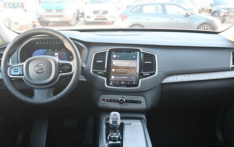 Volvo XC90 II рестайлинг, 2022 год, 6 250 000 рублей, 13 фотография