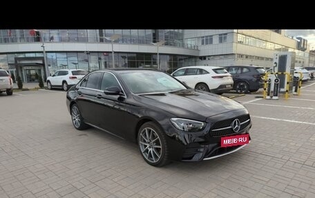 Mercedes-Benz E-Класс, 2021 год, 4 500 000 рублей, 4 фотография