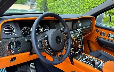Rolls-Royce Cullinan, 2021 год, 51 500 000 рублей, 21 фотография