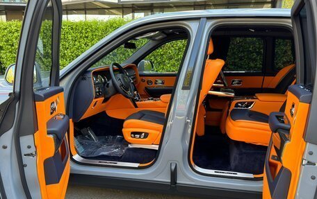 Rolls-Royce Cullinan, 2021 год, 51 500 000 рублей, 23 фотография