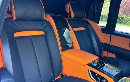 Rolls-Royce Cullinan, 2021 год, 51 500 000 рублей, 37 фотография