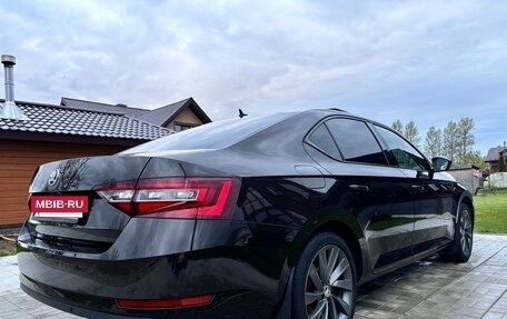 Skoda Superb III рестайлинг, 2015 год, 1 879 000 рублей, 5 фотография