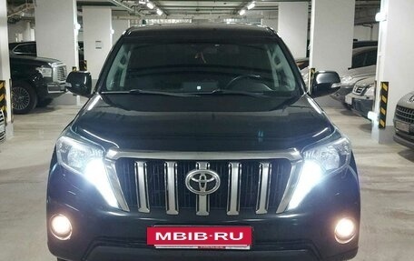 Toyota Land Cruiser Prado 150 рестайлинг 2, 2014 год, 3 200 000 рублей, 8 фотография