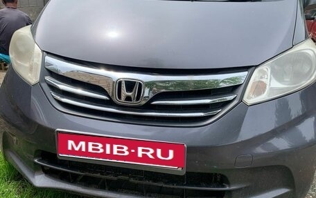 Honda Freed I, 2014 год, 1 130 000 рублей, 2 фотография