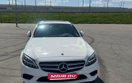 Mercedes-Benz C-Класс, 2020 год, 3 100 000 рублей, 3 фотография