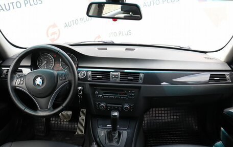 BMW 3 серия, 2011 год, 1 120 000 рублей, 8 фотография