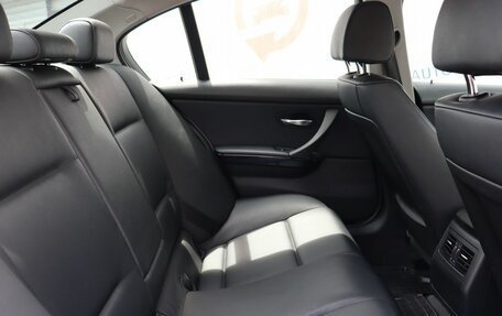 BMW 3 серия, 2011 год, 1 120 000 рублей, 13 фотография