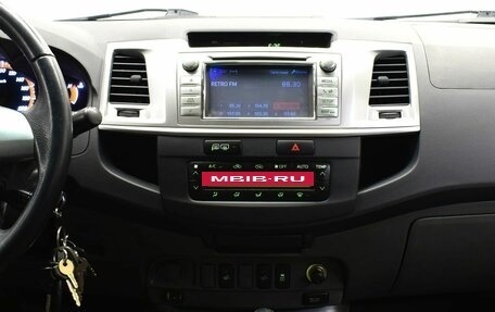 Toyota Hilux VII, 2012 год, 2 549 000 рублей, 7 фотография