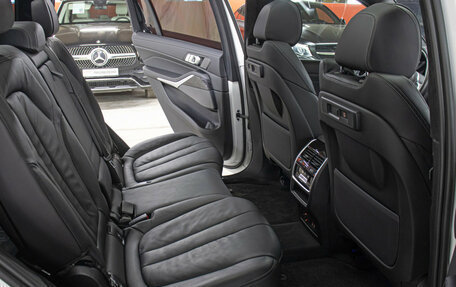 BMW X7, 2021 год, 8 775 000 рублей, 13 фотография