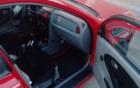 KIA Rio II, 2001 год, 310 000 рублей, 8 фотография