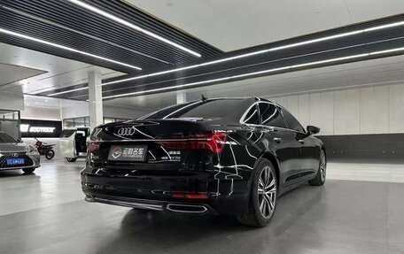Audi A6, 2022 год, 4 150 000 рублей, 5 фотография