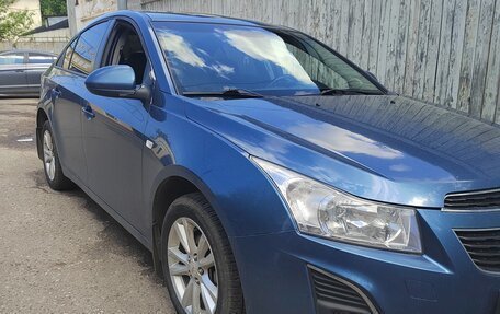 Chevrolet Cruze II, 2013 год, 885 000 рублей, 3 фотография
