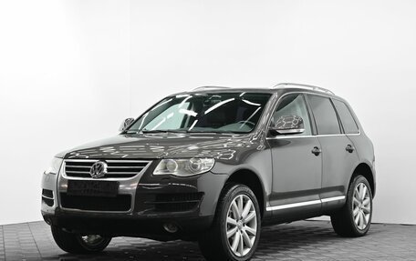 Volkswagen Touareg III, 2010 год, 1 295 000 рублей, 1 фотография
