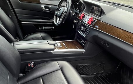 Mercedes-Benz E-Класс, 2014 год, 1 900 000 рублей, 11 фотография