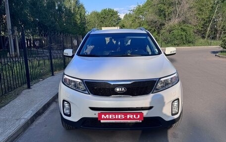 KIA Sorento II рестайлинг, 2013 год, 1 840 000 рублей, 2 фотография