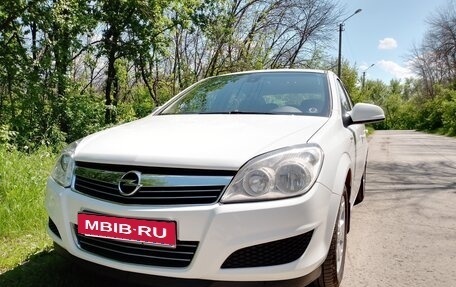 Opel Astra H, 2011 год, 600 000 рублей, 2 фотография