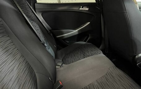 Hyundai Solaris II рестайлинг, 2015 год, 1 115 000 рублей, 17 фотография