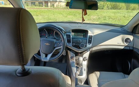 Chevrolet Cruze II, 2011 год, 1 000 000 рублей, 4 фотография
