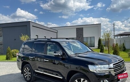 Toyota Land Cruiser 200, 2015 год, 5 500 000 рублей, 2 фотография