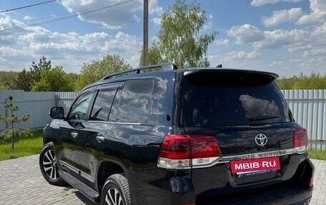 Toyota Land Cruiser 200, 2015 год, 5 500 000 рублей, 3 фотография