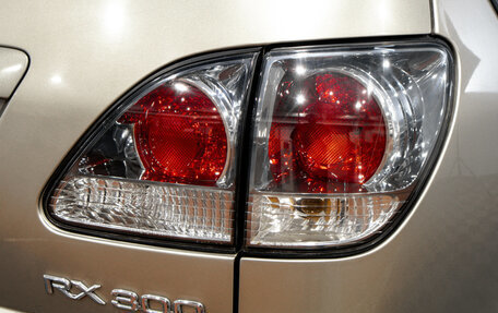 Lexus RX IV рестайлинг, 2002 год, 999 000 рублей, 7 фотография
