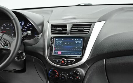 Hyundai Solaris II рестайлинг, 2014 год, 785 000 рублей, 10 фотография