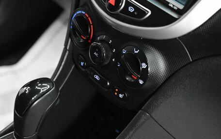 Hyundai Solaris II рестайлинг, 2014 год, 785 000 рублей, 13 фотография