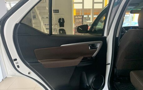 Toyota Fortuner II, 2018 год, 3 654 000 рублей, 22 фотография