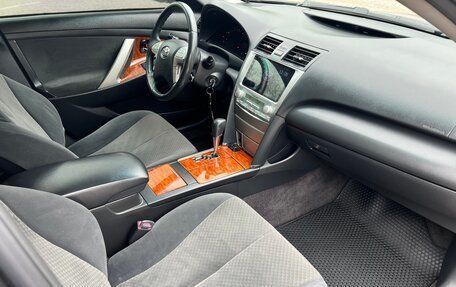Toyota Camry, 2008 год, 1 275 000 рублей, 23 фотография
